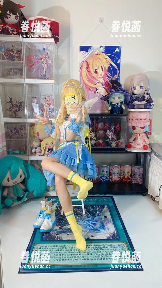 白栎Shirly的写真集，蔚蓝档案：心疼我的滤镜！