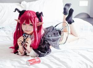 嘘，神沢永莉的免费写真揭晓了“冬日小兔叽”，注意力毫不费力就被吸引了过去。