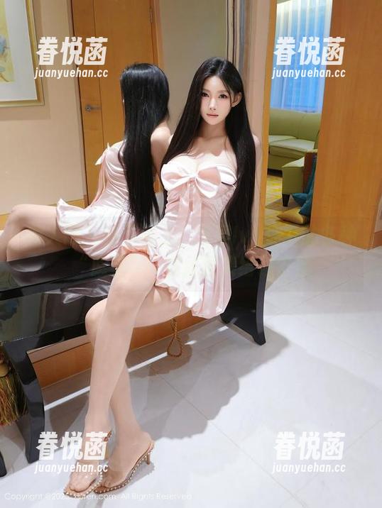 秀人网-九尾Ivy 秀人网 - 在天台上,九尾Ivy许下的各种“愿望”:在线图集给你答案