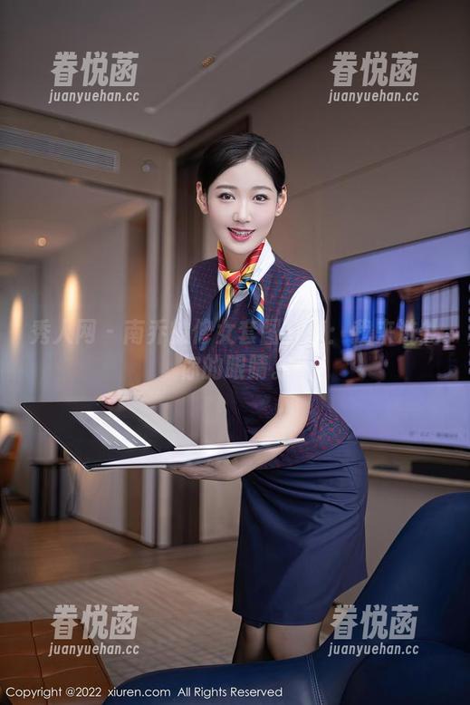 秀人网 - 南乔的修女套图分享：我来洗礼你的眼睛。