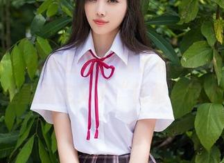秀人网 – 内衣合集：周于希Sandy用柔美蕾丝重新定义了“优雅”这个词。