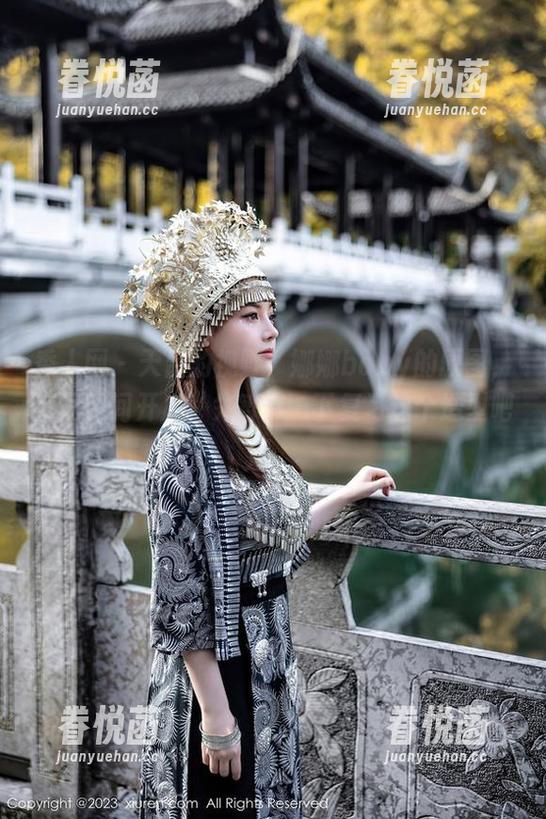 秀人网 - 天台的视野，娜娜baby的原图，舔屏时间开启，先暂停一下复习这个造型吧！