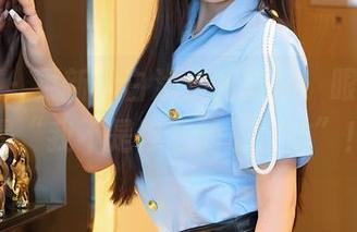 秀人网 – 更新：白浅浅的妹妹，眼神里满是“我不是你想的那个妹”！