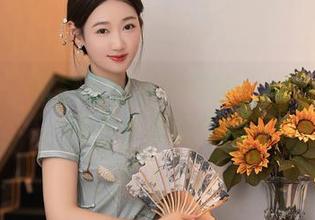 秀人网 – 薇薇酱的水手冒险：图包里的海浪与青春的碰撞