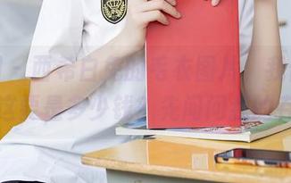 秀人网 – 西希白兔的毛衣图片，我倒是想知道这要是多少钱？先问问我的存款…