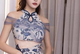 秀人网 – 壁纸吗？谢小蒽的御姐姿态，已经准备好拿去当屏保。