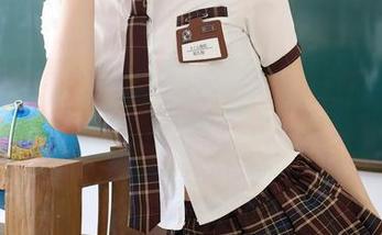 秀人网 – 秘书职业的另一面：陈梵妮Fanny给你的‘免费资源’一探究竟！