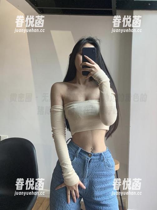 粉色的猪陈佩奇 微密圈 - 无需水波荡漾,泳池边的粉色的猪陈佩奇图集在热情呼唤
