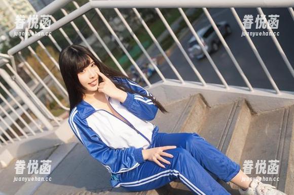 我说，糖果果Candy，能不能把女孩图包里的小心思直接分享一下？