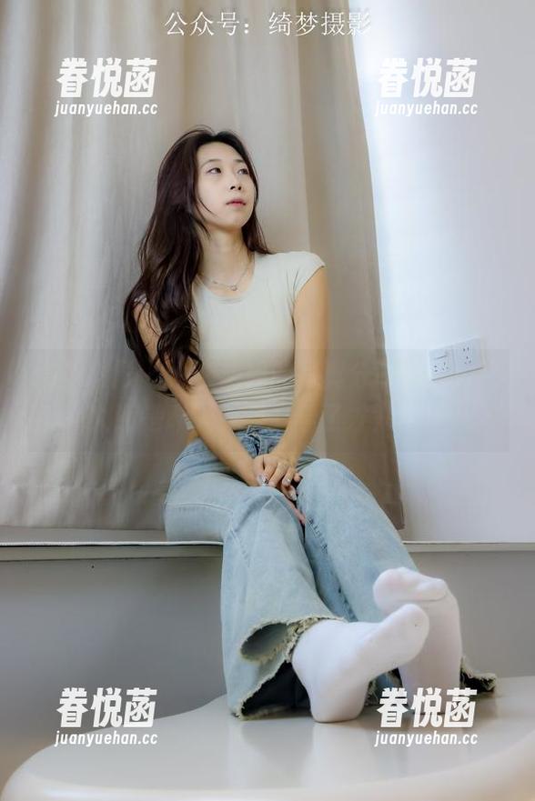 绮梦摄影 - 小艺姐姐的写真分享，惊为天人还是吓人？只有看了才知道！