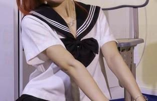 绮梦摄影 – 高清，露露的长腿似乎才刚开始，这集是不是还没拍完？