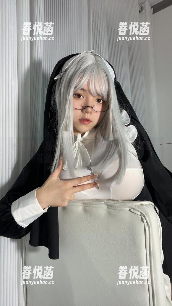 微密圈 - 私拍的妙处：葱油饼er竟然能把花仙子的梦玩得这么轻松。