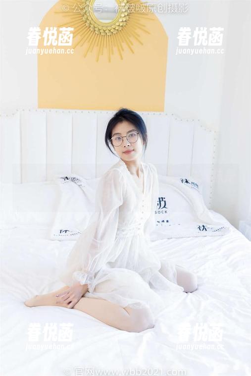 袜啵啵-小沫 袜啵啵 - 小沫和她的全套作品:白棉袜是主角,花絮才是乐趣!