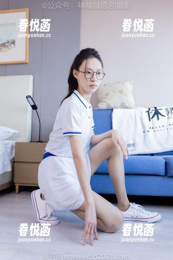 袜啵啵-糯米 袜啵啵 - 糯米又来了,私拍肉丝套图,脚尖加固版让人忍不住想盯着看。