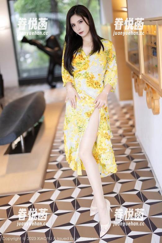 语画界-允儿Claire 语画界 - 这个户外,允儿Claire真的就像植物园里的仙女,快来瞧!原图放这里。