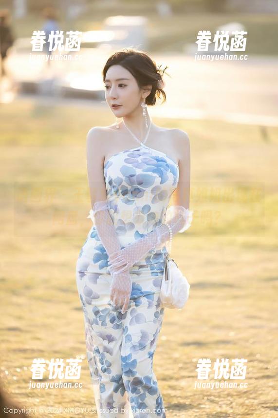 语画界 - 王馨瑶yanni的写真姐姐出现在网盘，你能想象她的样子吗？