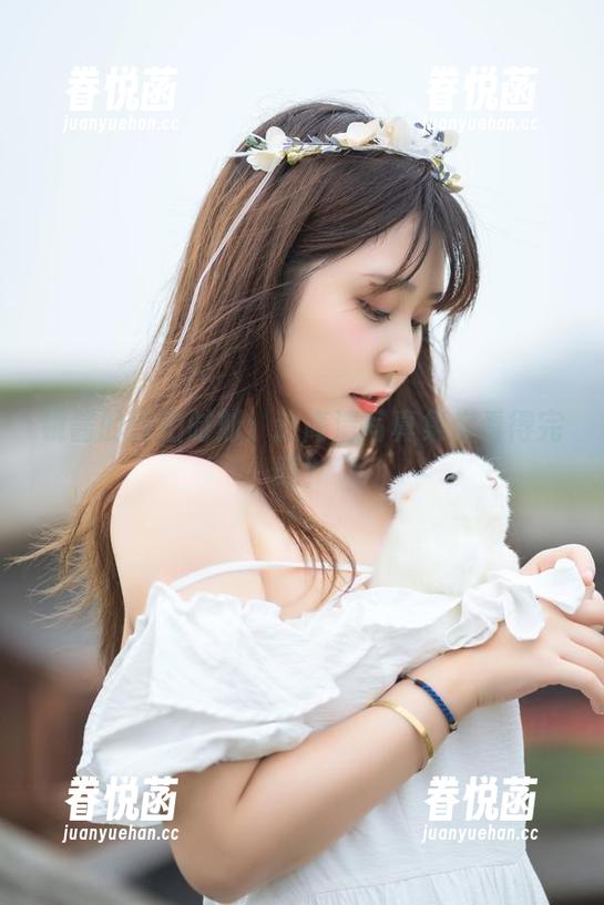 镜酱的自拍时刻：这高清写真集你看得完吗？