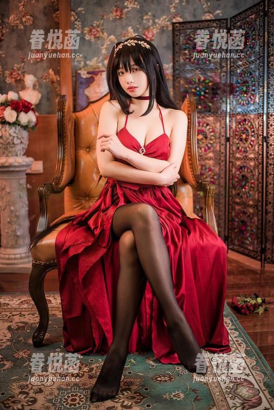 雯妹不讲道理 原图见真章,雯妹不讲道理女巫不仅是外表,眼神都在透着魔力!